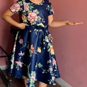 Vestido de niña floreada size M(7/8) L(9/10